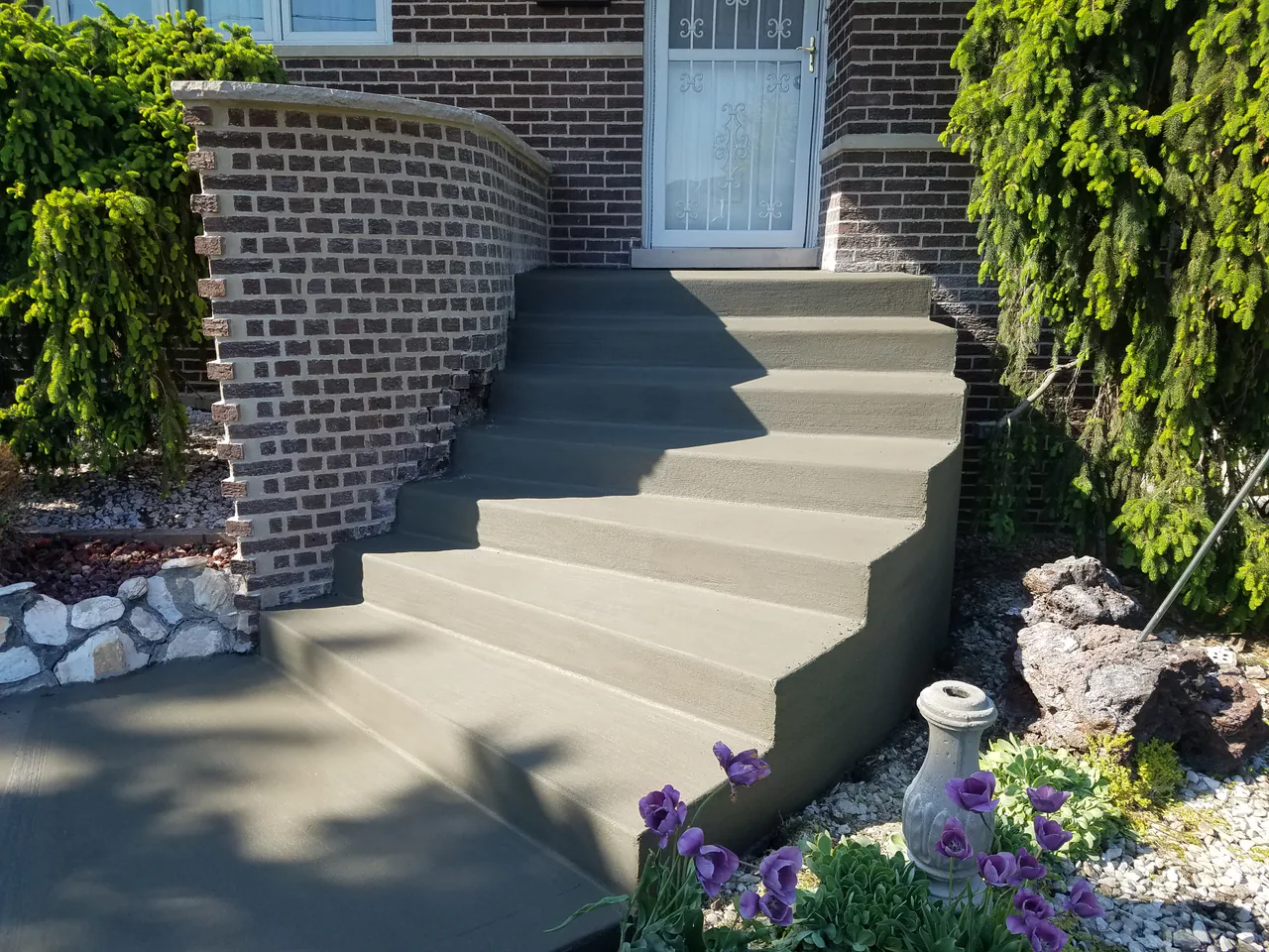 New concrete front stoop and steps